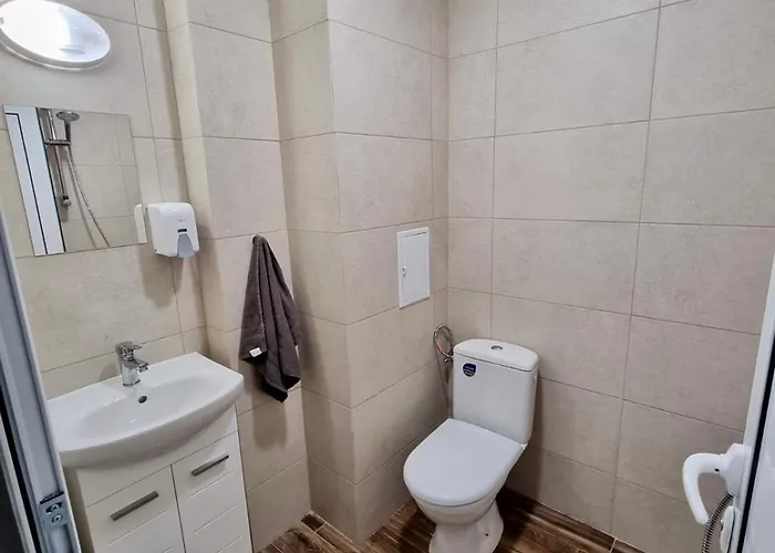 アパート Cozy Flats